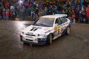 Ford Escort RS Cosworth. Его огорчает, что он — папа твоего кредитного Фокуса.