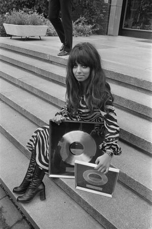 Mariska Veres.jpeg