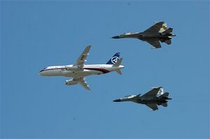 Ssj100-su-35-su-30mki-at-maks-2009.jpg