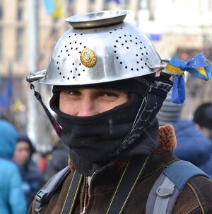 Maidan colanders3.jpg