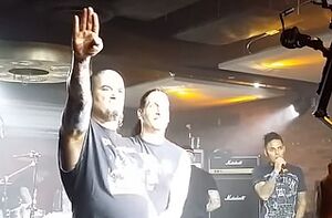 Phil Anselmo sieg heil.jpg