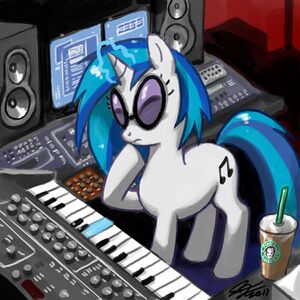 MLP DJ P0N3 004.jpg