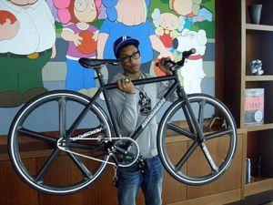 Pharrell-brooklyn-machine-works-fixed-gear-2.jpg